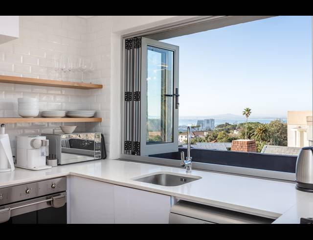 2 BEDROOM APARTMENT FOR SALE IN VREDEHOEK